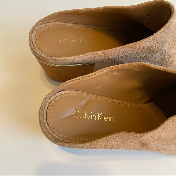 Calvin Klein Judia Suede Leather Mules Wood Block Chunk Heel Slip on Clogs Boots - Picture 6 of 16